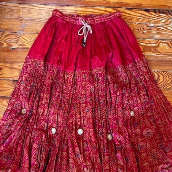 VINTAGE Raiment Fashions Inc. Boho Vibrant Indian Mirror Embroided Skirt - Picture 3 of 12